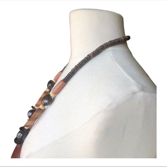 Vintage 1980’s Tribal Inspired Chunky Variety Style Shapes Wooden Brown Necklace - Picture 6 of 10